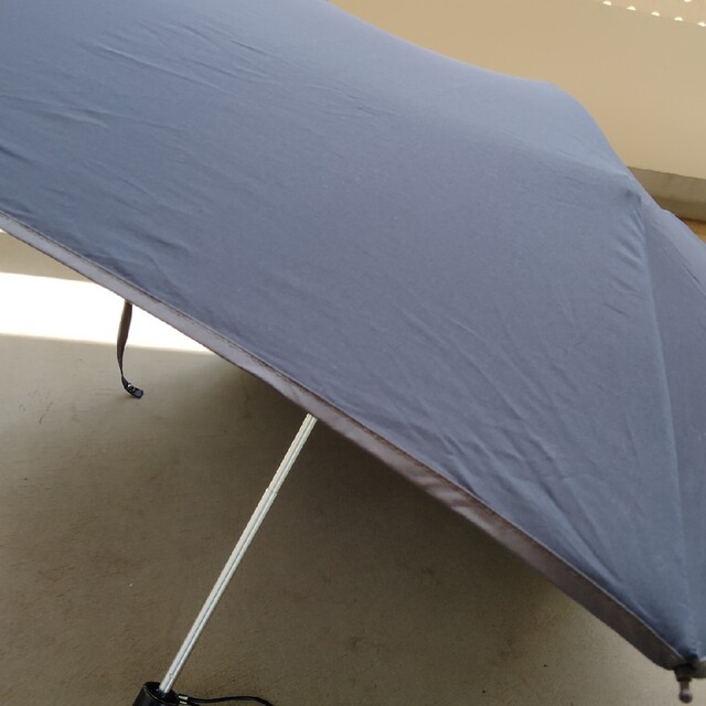 AURORA(アウロラ)のTRUSSARDI　 折りたたみ傘　メンズ　軽量　雨傘 メンズのファッション小物(傘)の商品写真