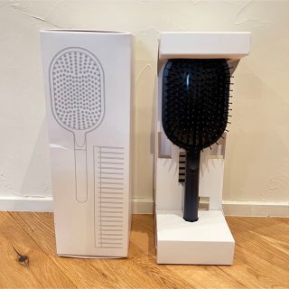 ダイソン(Dyson)のDyson ダイソン 櫛 クシ ヘアーブラシ(ヘアブラシ/クシ)