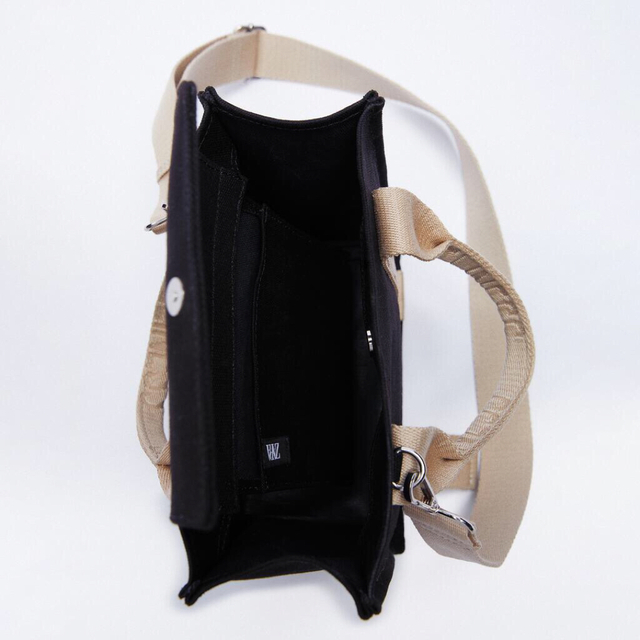 ❤️新品未使用品❤️ZARA ロゴ ストラップ キャンバス ショルダー黒 レディースのバッグ(ショルダーバッグ)の商品写真