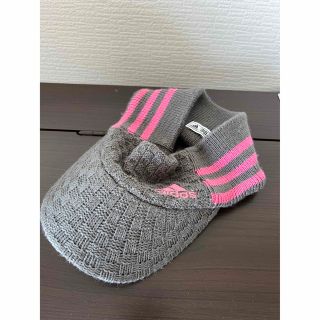 アディダス(adidas)のadidas★ニットサンバイザー　ゴルフ(その他)