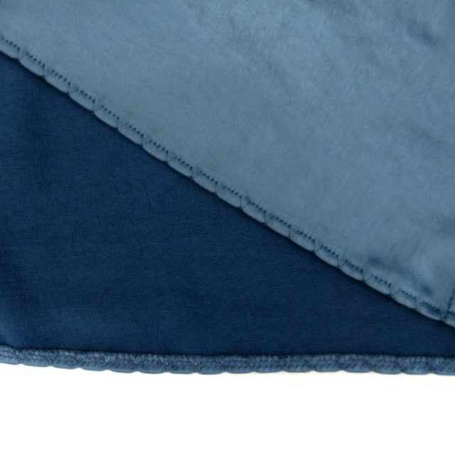 Kastane(カスタネ)のカスタネ フレアスカート ロング丈 マキシ丈 サテン スリット F 青 ブルー レディースのスカート(ロングスカート)の商品写真