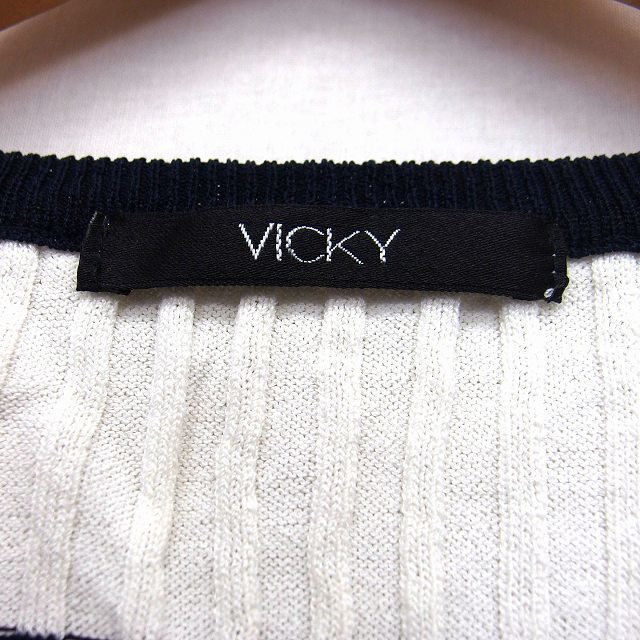 VICKY(ビッキー)のビッキー VICKY ニット カットソー ボーダー 柄 半袖 Vネック 切替リブ レディースのトップス(ニット/セーター)の商品写真