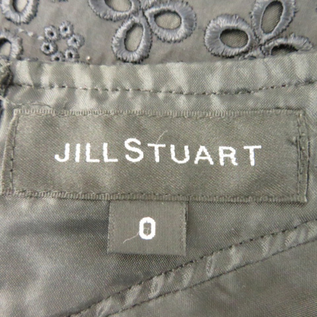JILLSTUART(ジルスチュアート)のジルスチュアート フレアスカート ミニ丈 アイレットレース シルク混 0 黒 レディースのスカート(ミニスカート)の商品写真