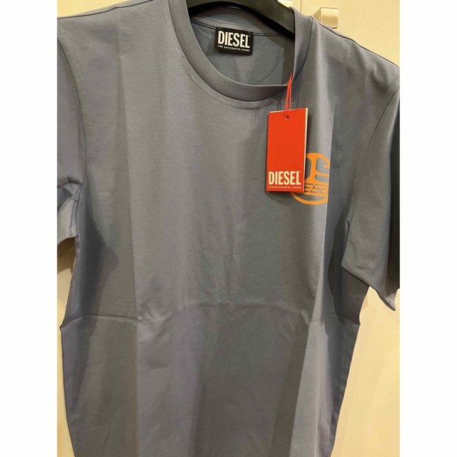 DIESEL(ディーゼル)の新品未使用！　ディーゼル　DIESEL Tシャツ　ライトブルーXS メンズのトップス(Tシャツ/カットソー(半袖/袖なし))の商品写真