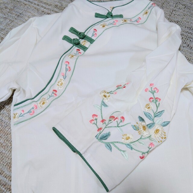 チャイナ ブラウス トップス 七分袖 白 花 刺繍 1