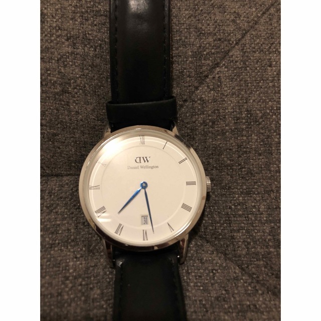 Daniel Wellington(ダニエルウェリントン)のダニエルウェリントン　腕時計　黒　日付　Daniel Wellington レディースのファッション小物(腕時計)の商品写真