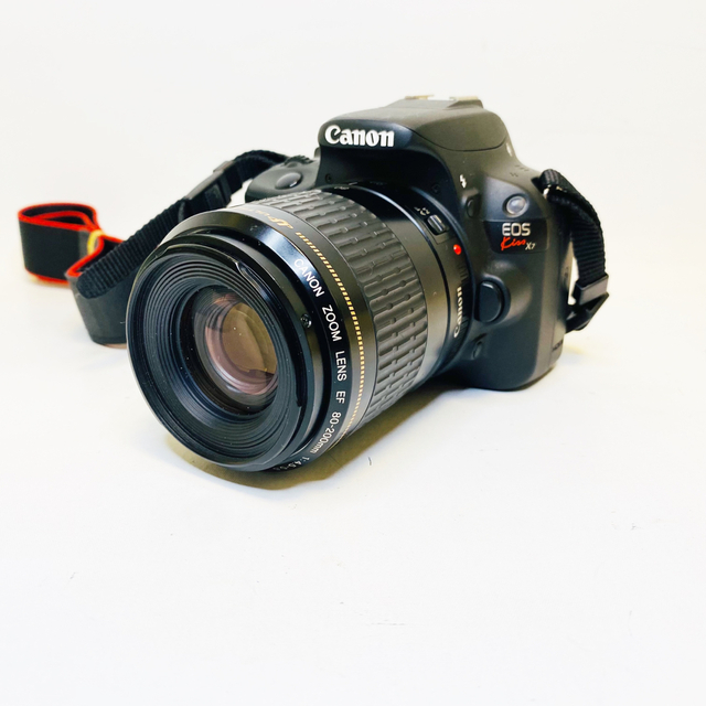 初心者オススメ【美品】Canon EOS KISS X7 ダブルズームキット-
