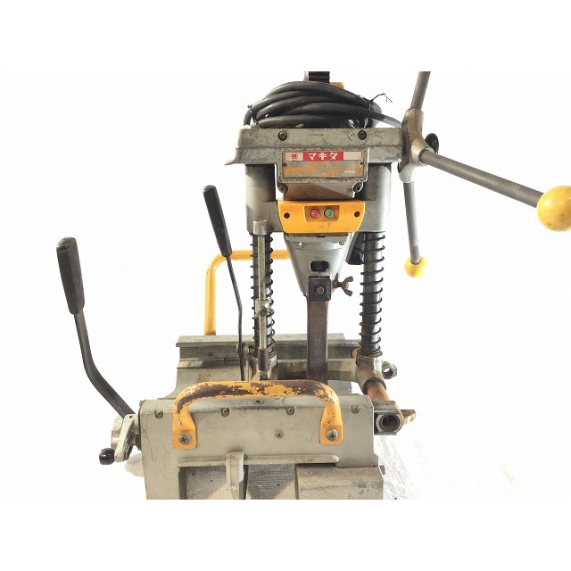 ☆品☆makita マキタ 手動 カクノミ 7303 角のみ 角ノミ 穴あけ機 刻み