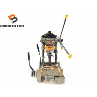 ☆品☆makita マキタ 手動 カクノミ 7303 角のみ 角ノミ 穴あけ機 刻み