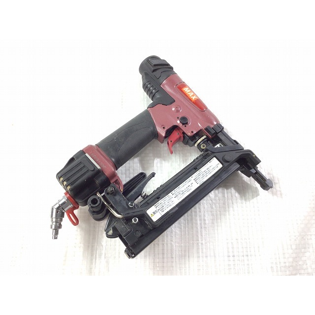 ☆中古品☆ MAX マックス 38mm 高圧 ステープル用 エアネイラ HA-38F2(D)/4MAフロア エアタッカー エアータッカー 68935 注目の福袋をピックアップ! 65.0%OFF ☆中古品☆ MAX マックス 38mm 高圧 ステープル用 エアネイラ HA-38F2(D) 4MAフロア ケース付 エアタッカー エアータッカー