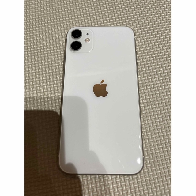 iPhone11 64gb SIMロック解除　美品スマートフォン/携帯電話