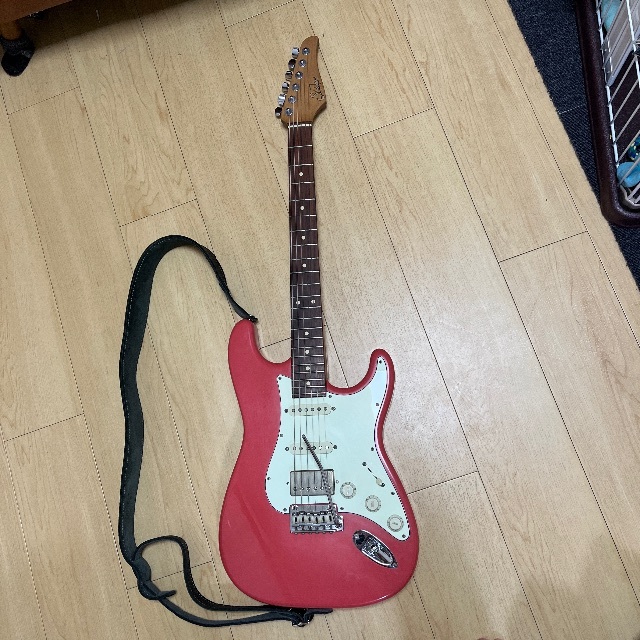 エレキギター suhr classic antique