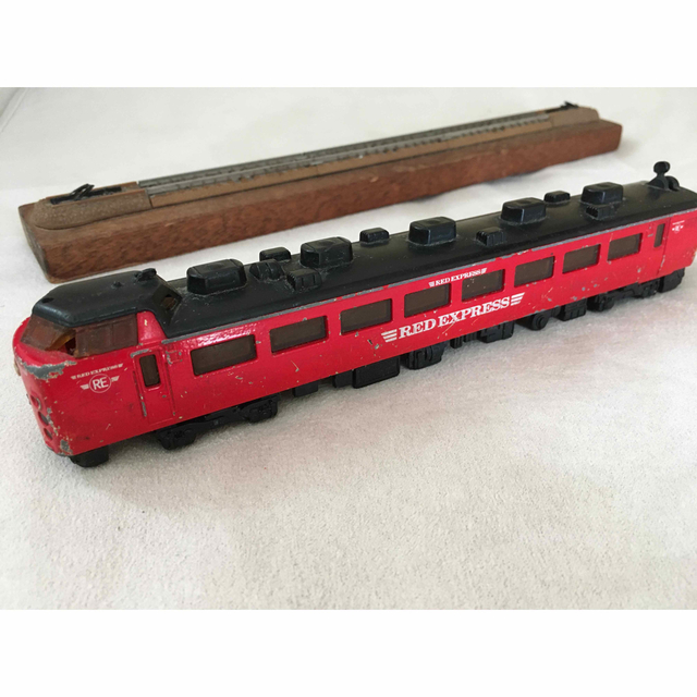 BANDAI(バンダイ)の鉄道模型バンダイ　レッドエクスプレス エンタメ/ホビーのおもちゃ/ぬいぐるみ(鉄道模型)の商品写真