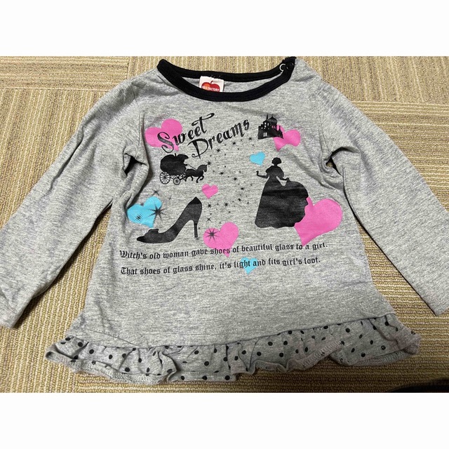 ロングTシャツ2枚セット　子供服　女の子　90㎝、95㎝ キッズ/ベビー/マタニティのキッズ服女の子用(90cm~)(Tシャツ/カットソー)の商品写真