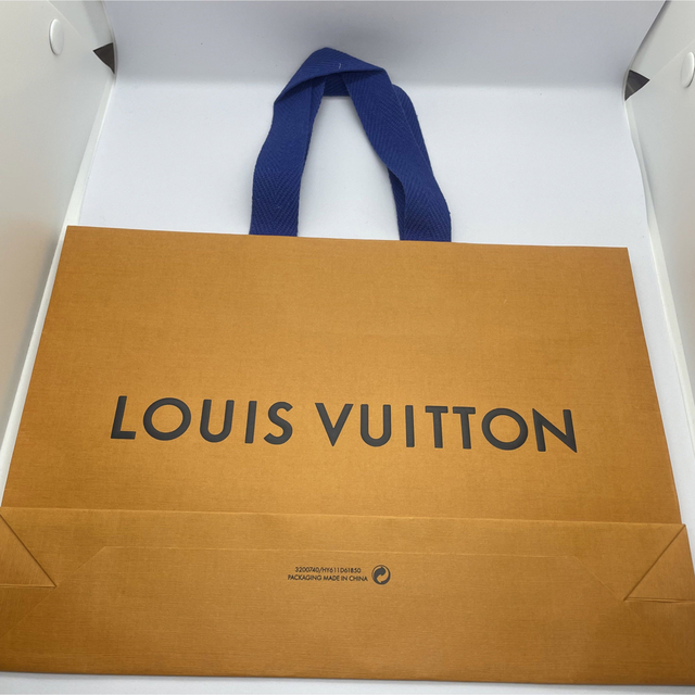 LOUIS VUITTON(ルイヴィトン)のVUITTON ヴィトン ショッパー 紙袋 レディースのバッグ(ショップ袋)の商品写真