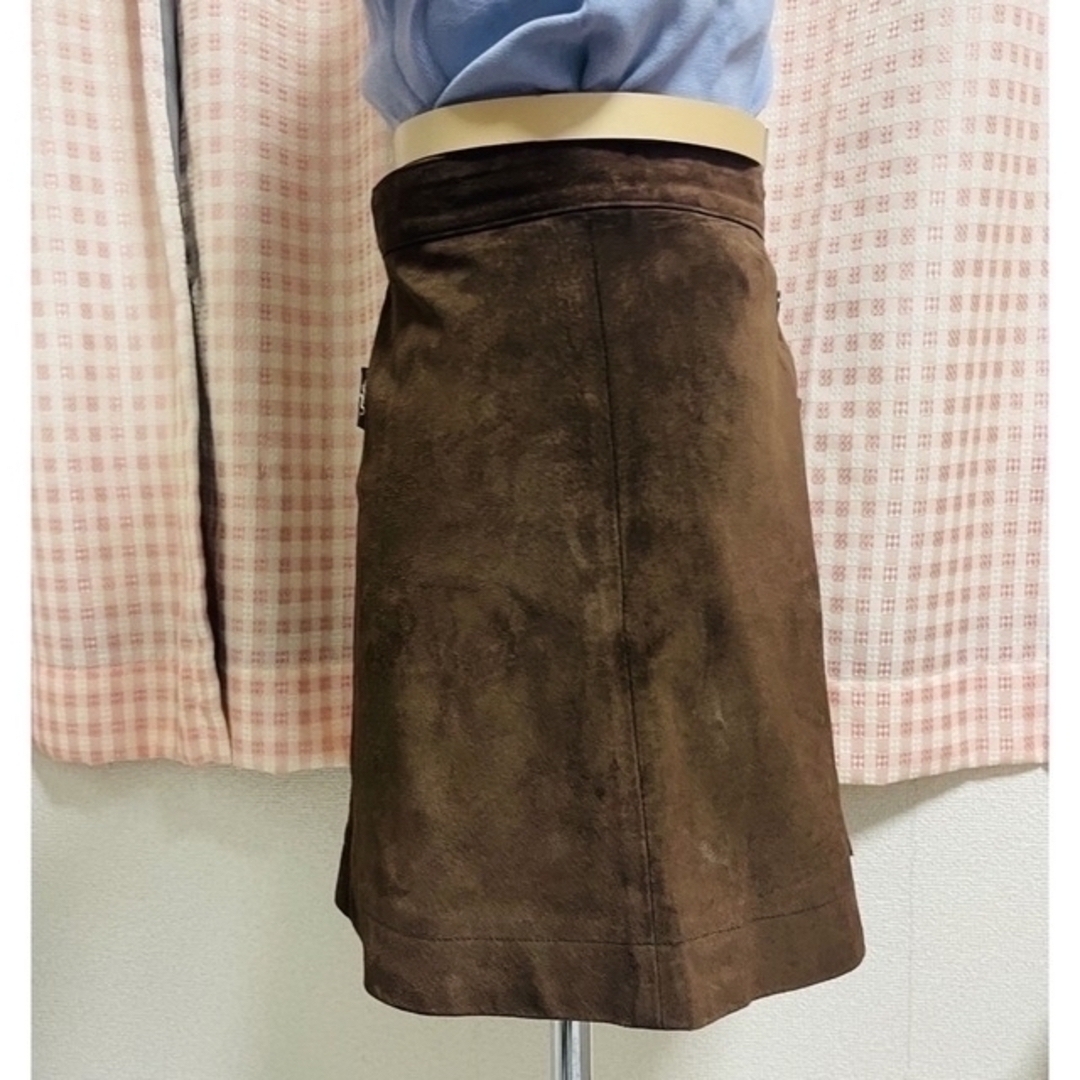 agnes b.(アニエスベー)の美品　状態考慮　アニエスベー　豚革　本革レザー　天然皮革　レザースカート レディースのスカート(ミニスカート)の商品写真