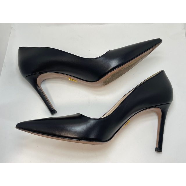 美品】PRADA 高級レザーパンプス ポインテッドトゥ 黒 ブラック 【50
