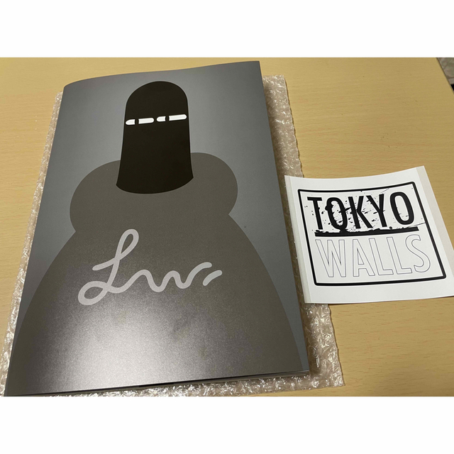 TOKYO WALLS Vol.5 写真集 LYサイン入り-