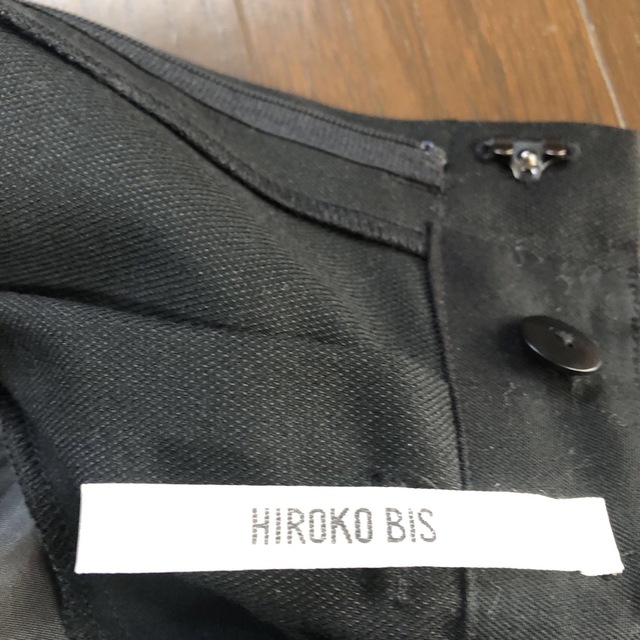 HIROKO BIS(ヒロコビス)の【美品】Hiroko BIS／ellentiel  スラックスパンツ　ブラック レディースのパンツ(カジュアルパンツ)の商品写真