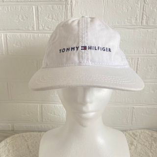 トミーヒルフィガー(TOMMY HILFIGER)のトミーヒルフィガー　帽子　TOMMY HILFIGER ホワイト(キャップ)