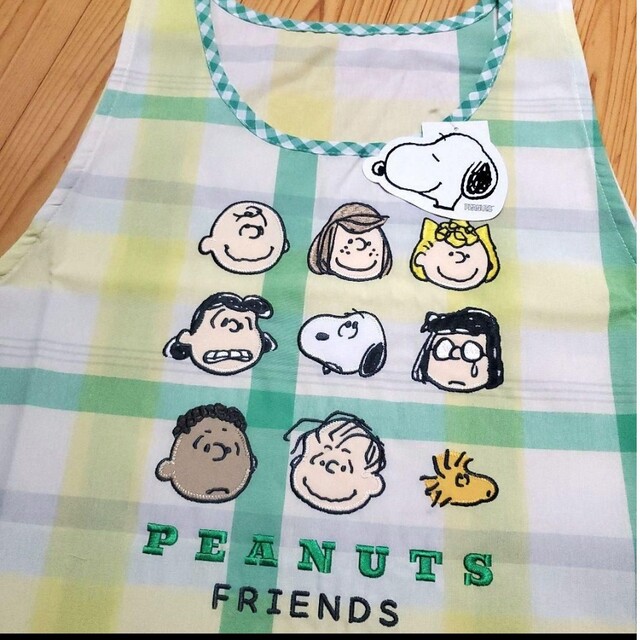 SNOOPY(スヌーピー)の【新品】タグ付き    ⭐スヌーピー ⭐   エプロン レディースのレディース その他(その他)の商品写真