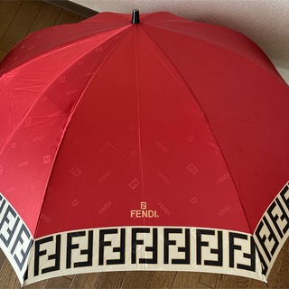 フェンディ(FENDI)のフェンディ　折り畳み傘　赤(傘)