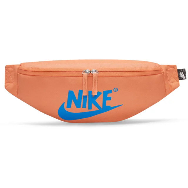 NIKE(ナイキ)のNIKE ナイキ ヘリテージ ボディバッグ ウエストポーチ 3L レディースのバッグ(ボディバッグ/ウエストポーチ)の商品写真