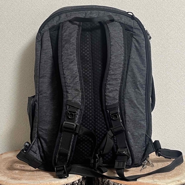 pacsafe vibe 28L バックパック リュック 2