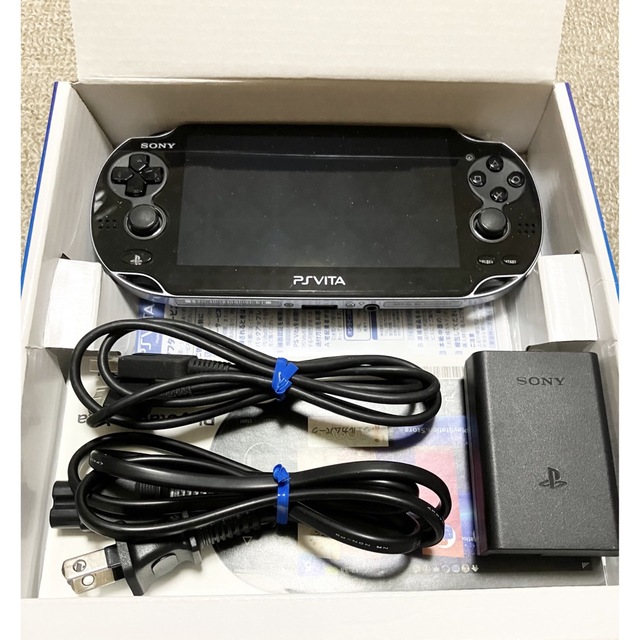 SONY(ソニー)の美品 PlayStation Vita PCH-1000 クリスタル・ブラック エンタメ/ホビーのゲームソフト/ゲーム機本体(家庭用ゲーム機本体)の商品写真