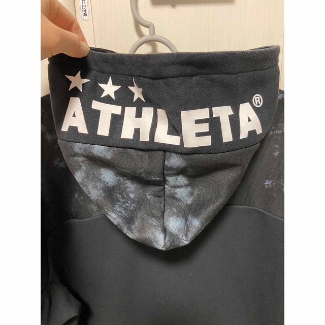 ATHLETA(アスレタ)のアスレタ　ジップアップパーカー メンズのトップス(パーカー)の商品写真