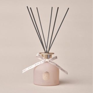 ハーリップトゥ(Her lip to)のHLT BEAUTY Room Diffuser(女性タレント)