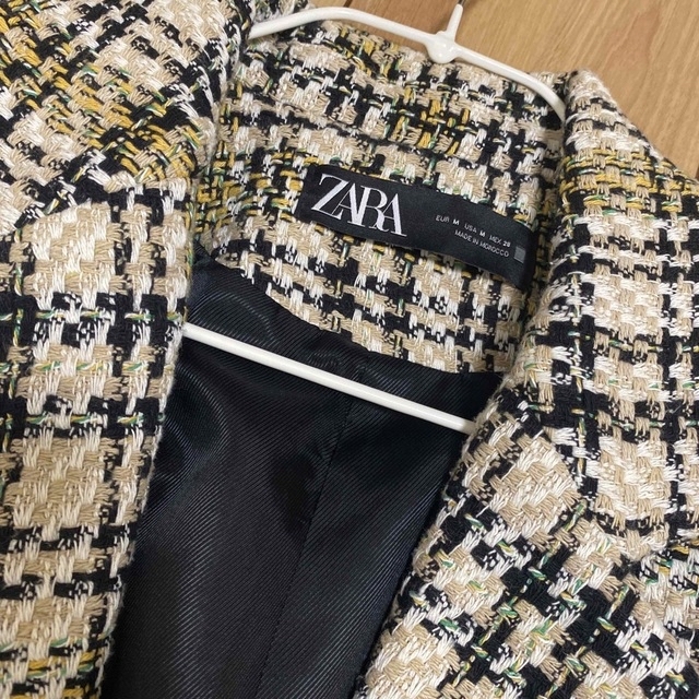 ZARA(ザラ)の未使用品　美品　ZARA ツイード　ジャケット　コート　送料込み レディースのジャケット/アウター(ロングコート)の商品写真