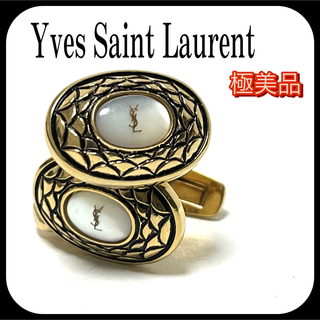 イヴサンローラン(Yves Saint Laurent)の極美品✨ イヴサンローラン  カフスボタン カフリンクス ホワイトシェル お洒落(カフリンクス)