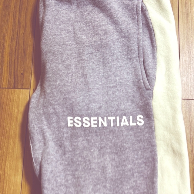 Essential(エッセンシャル)のESSENTIALS Fear of God メンズのパンツ(その他)の商品写真