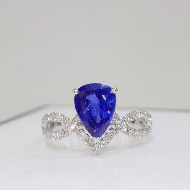 値段が激安 天然 ロイヤルブルーサファイア ダイヤ リング2.01ct k18 f