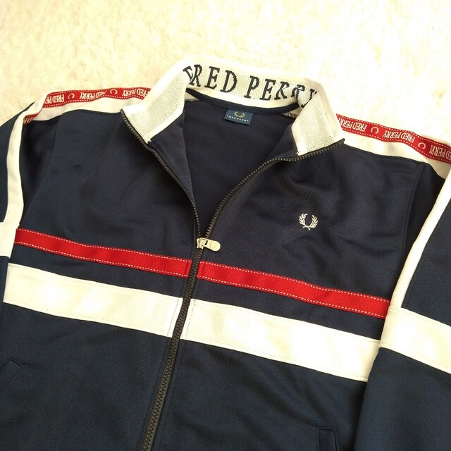 美品 FRED PERRY サイドライン ロゴテープ トラックジャケット Ｍ