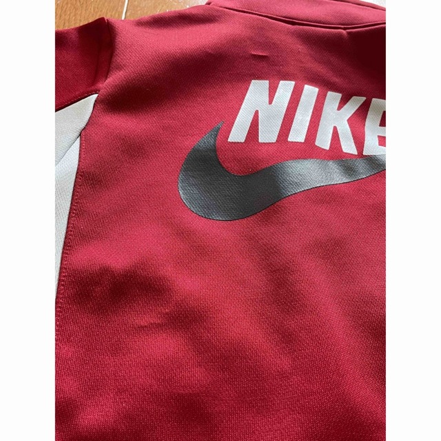 NIKE(ナイキ)のNIKE ブルゾン　ジャージ　アウター　110 キッズ/ベビー/マタニティのキッズ服男の子用(90cm~)(ジャケット/上着)の商品写真