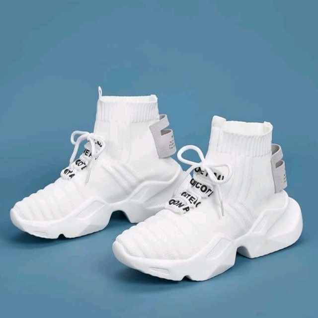 GYDA(ジェイダ)の白スニーカー❤レースアップブーツカット レディースの靴/シューズ(スニーカー)の商品写真