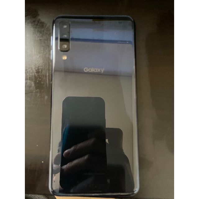 【美品・送料無料】GALAXY　A7　SIMフリー　ブラック 4