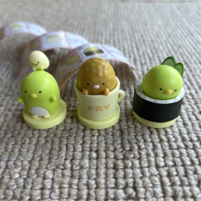 すみっコぐらし(スミッコグラシ)のチョコエッグ すみっコぐらし2 とんかつ ぺんぎん ぐんかん エンタメ/ホビーのおもちゃ/ぬいぐるみ(キャラクターグッズ)の商品写真