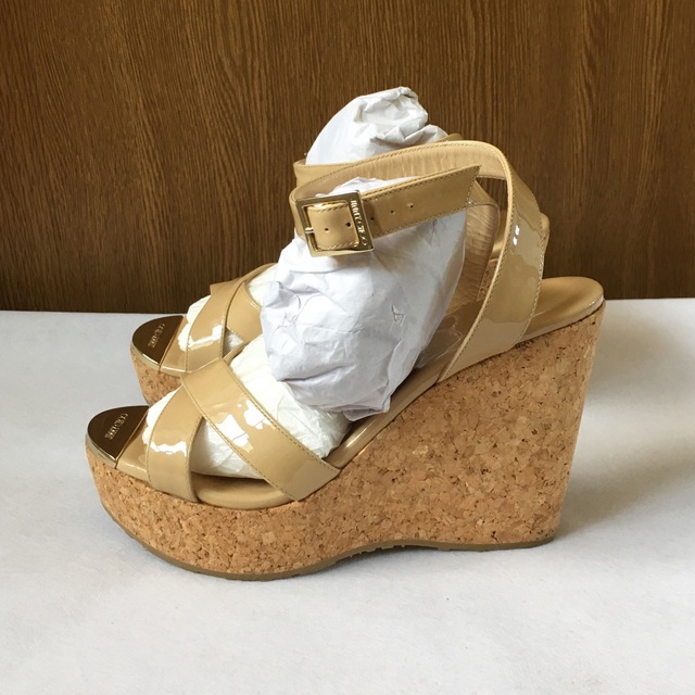 美品 ジミーチュウ サンダル | suellencolombo.com.br
