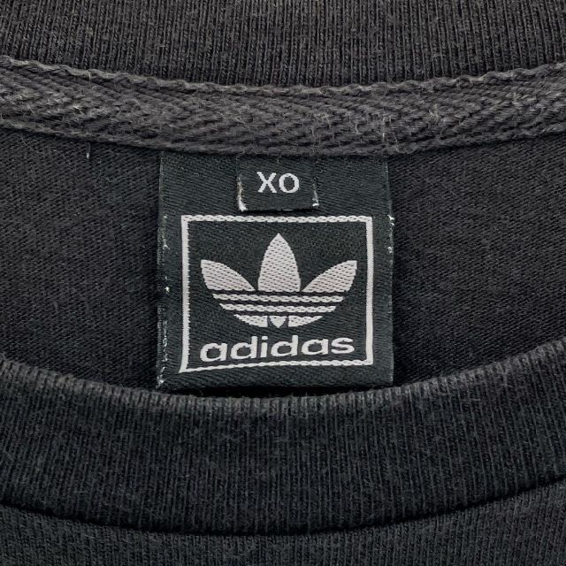 adidas(アディダス)の【大人気】アディダス オリジナルス ビッグロゴ 前プリント ゴールド Tシャツ レディースのトップス(Tシャツ(半袖/袖なし))の商品写真