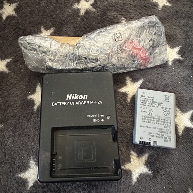 Nikon(ニコン)のNikonD5300 ダブルズーム　中古 スマホ/家電/カメラのカメラ(デジタル一眼)の商品写真