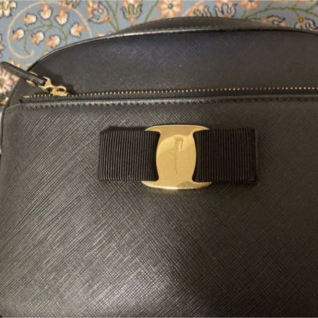 Salvatore Ferragamo - 正規品 フェラガモ ヴァラ チェーンショルダー