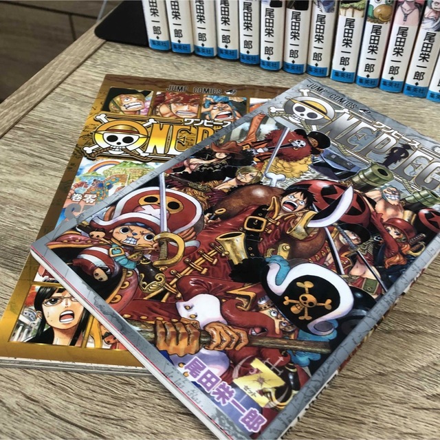 ONEPIECE 1〜105巻 関連本9冊 全巻セット 合計114冊 ワンピース エンタメ/ホビーの漫画(全巻セット)の商品写真