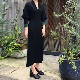 マメ(mame)のMame Embroidery Cuffs V-Neck Dress　マメ(ロングワンピース/マキシワンピース)