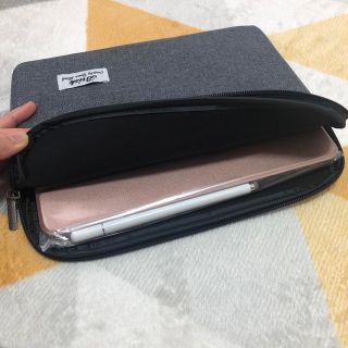 【値下げ】iPad Air4ケース＋クッションケース＋新品タッチペン(iPadケース)