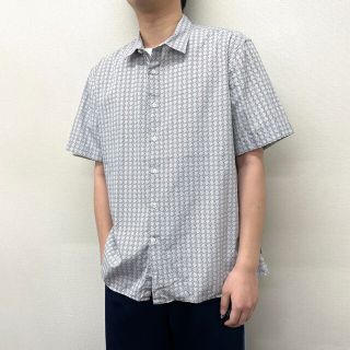 【中古】 PERRY ELLIS コットン シャツ 総柄 半袖 ショートスリーブ サイズ：XXL ホワイト×ネイビー×ブルーグレー×レッド 古着 中古 mellow SLIM FIT ゆうパケット対応(シャツ)