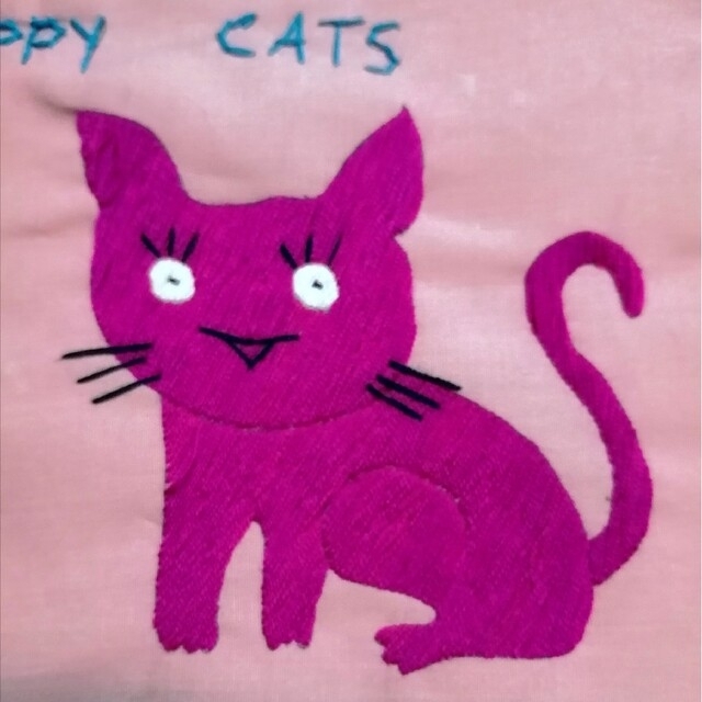 ベトナム雑貨 猫 ねこちゃん 手縫い刺繍 ポーチ 小物入れ ピンク エンタメ/ホビーのコレクション(その他)の商品写真