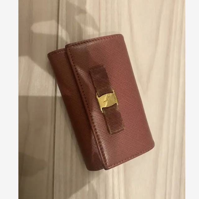 Salvatore Ferragamo - 【Salvatore Ferragamo】6連キーケース ヴァラ